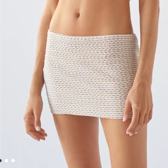 UO Teenie Tube stretchy Mini Skirt - Picture 3 of 7